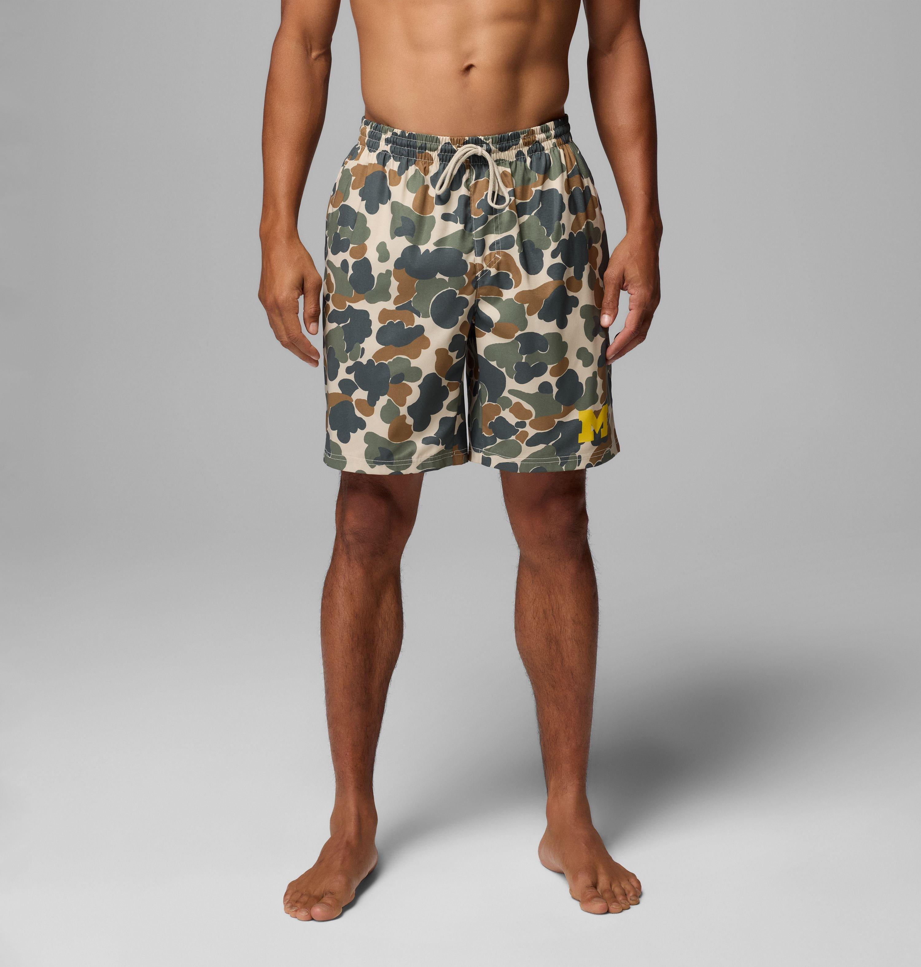 Men's Collegiate PFG Rambler Printed Shorts - Michigan